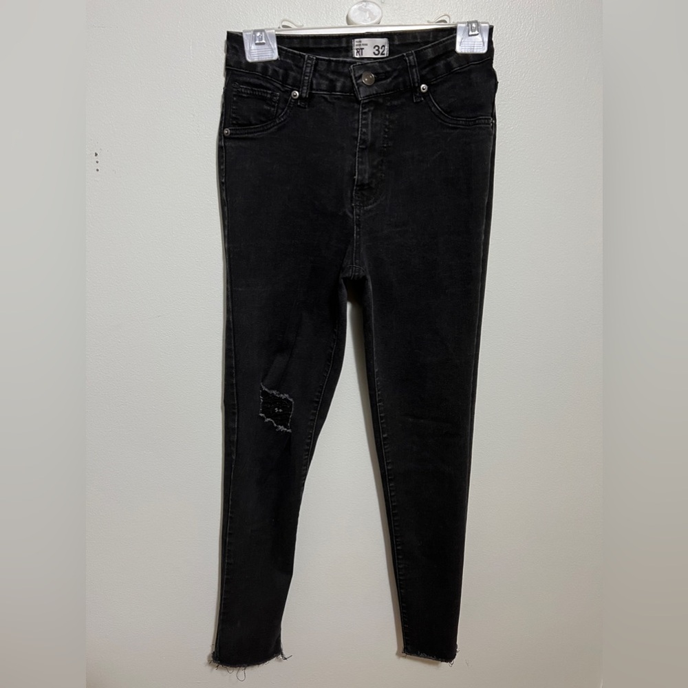 Black South African Brand women's High rise distressed Tube jean size 6
